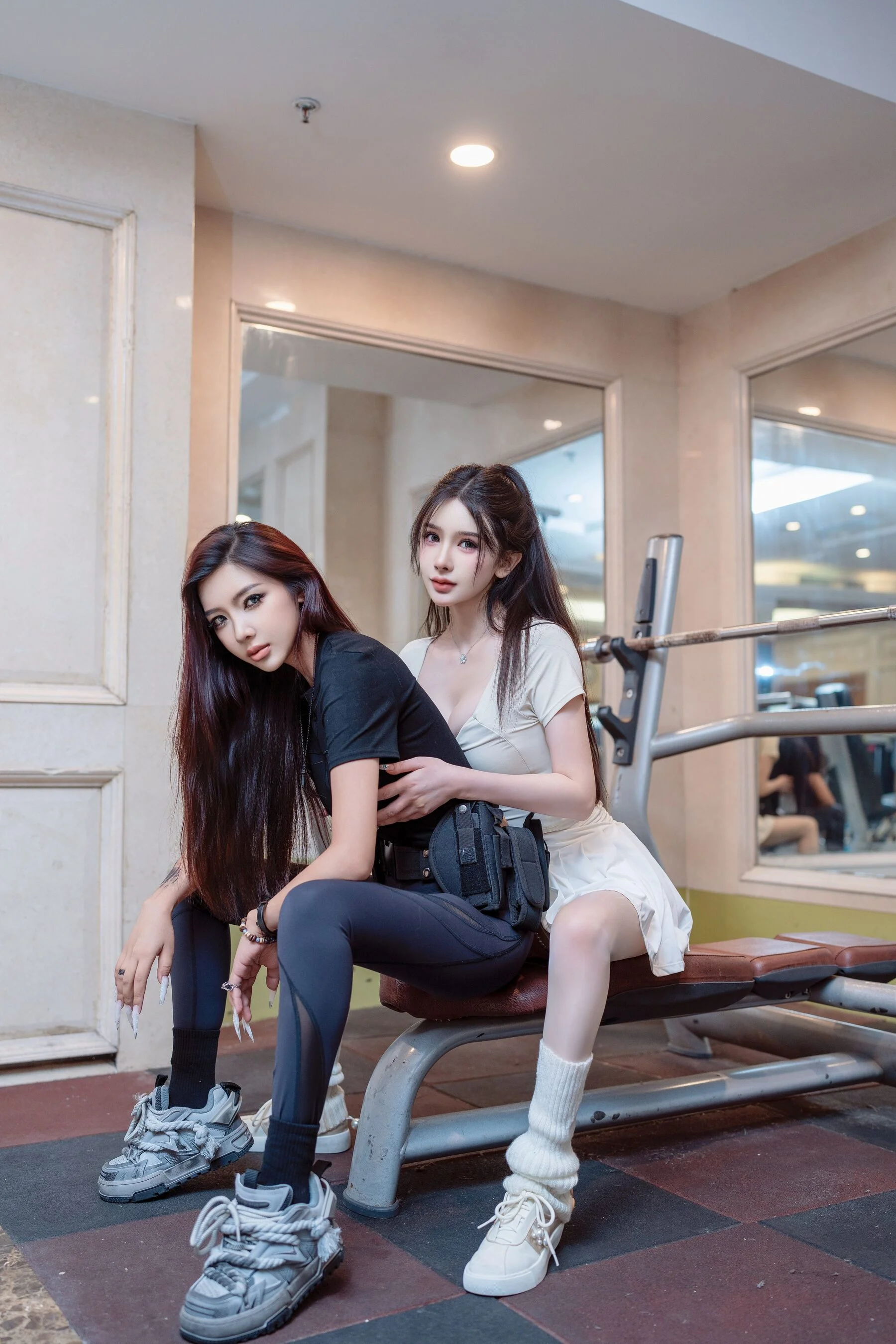 [私购流出] 李丽莎 Vol. 0408 90P 第34张（李丽莎）