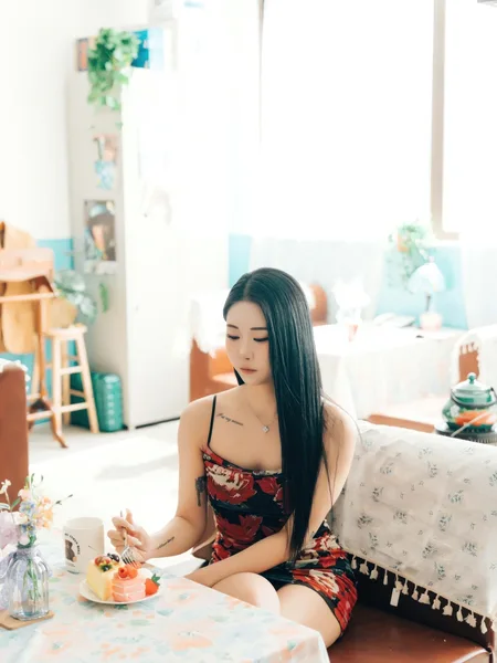 [PhotoBook] Jeong Bomi 정보미 – Haivia 「Hard Return」 115P
