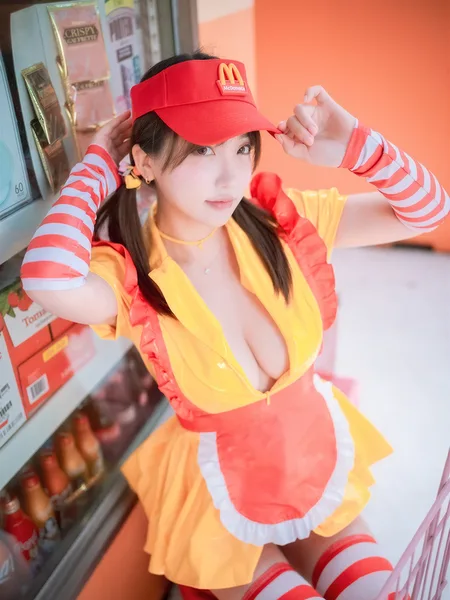 [DJAWA] Son Yeeun 손예은 – DJAWA 「McDonald’s Girl」 70P