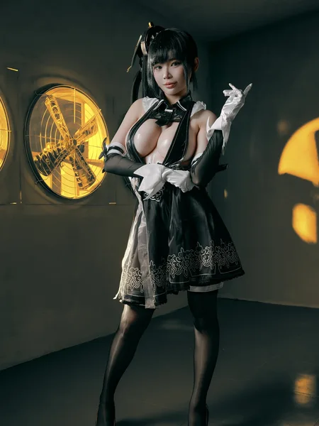 [ZinieQ] Cosplay ZinieQ – Eve 45P