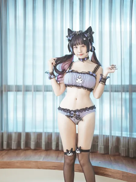 [慕慕Momo] Cosplay 慕慕Momo – 巨乳萝莉 酷洛米 Kuromi 70P