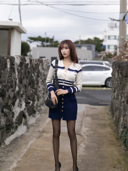 [秀人网] 第FW0582期 陆萱萱写真 109P