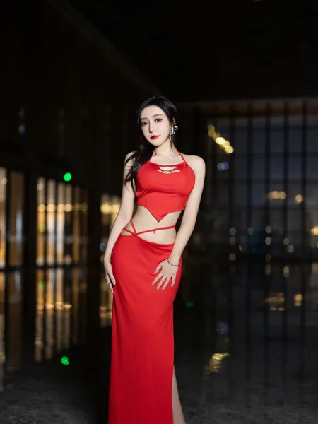 [秀人网] 第FW0672期 王馨瑶写真 120P