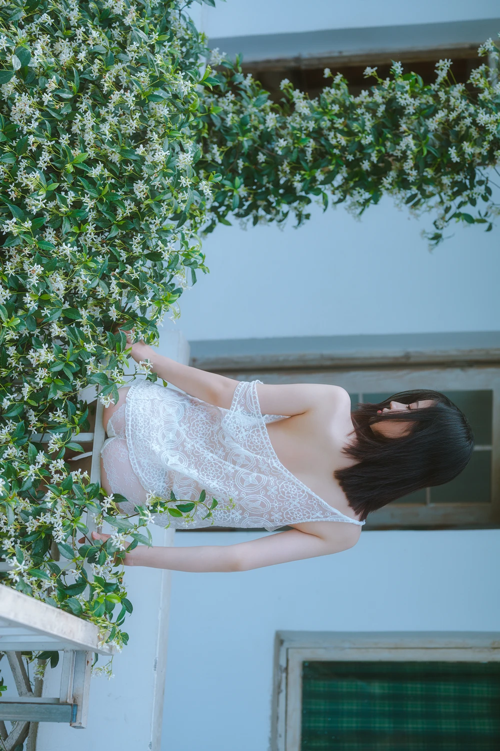 [年年Nnian] Cosplay 年年Nnian – 木绣球 & 夏日小院 90P - 第 79 张写真