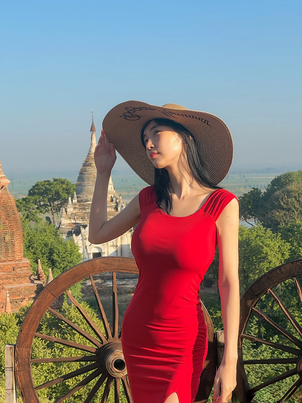 [LE] Leezy 이지 – Patreon 2025.02 Vol.02 50P - 第 16 张写真