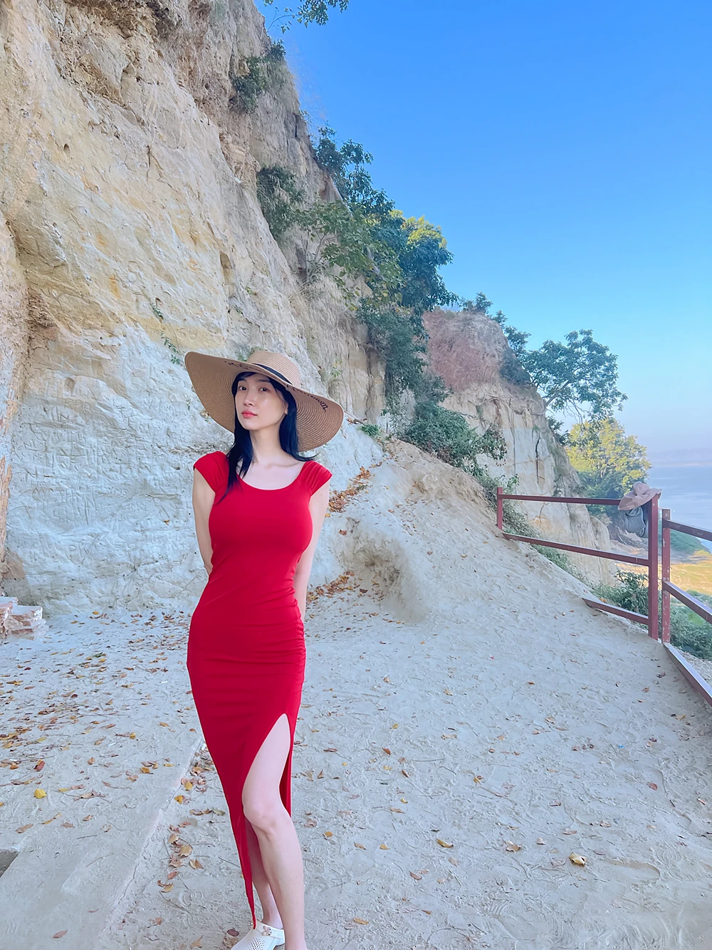 [LE] Leezy 이지 – Patreon 2025.02 Vol.02 50P - 第 19 张写真