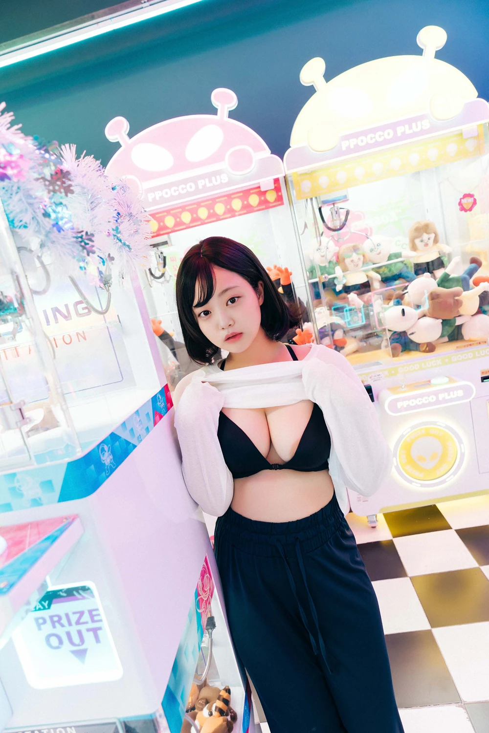 [PhotoBook] EunWoo 은우 – Haivia Photobook 「Video Room」 150P - 第 7 张写真