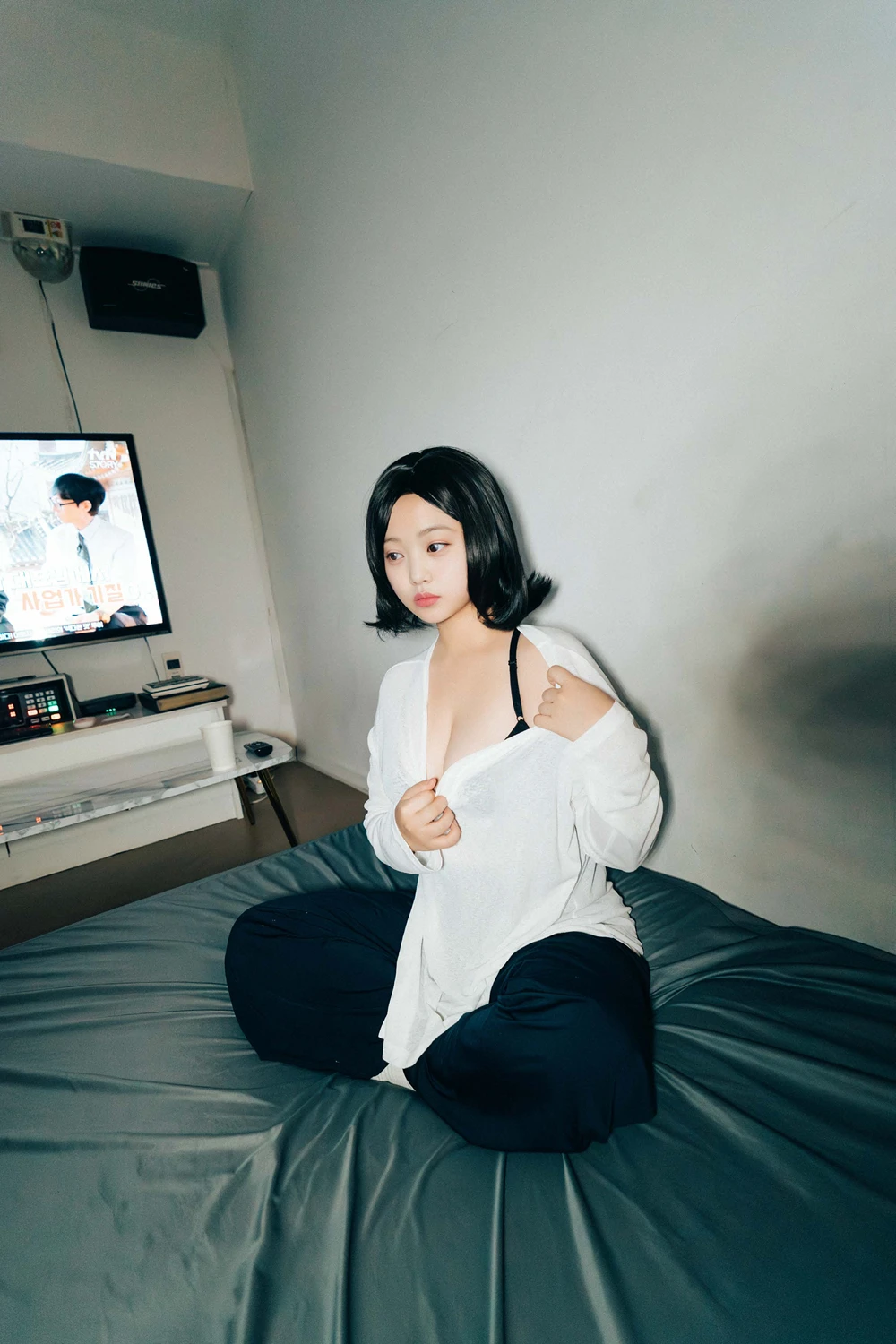 [PhotoBook] EunWoo 은우 – Haivia Photobook 「Video Room」 150P - 第 10 张写真