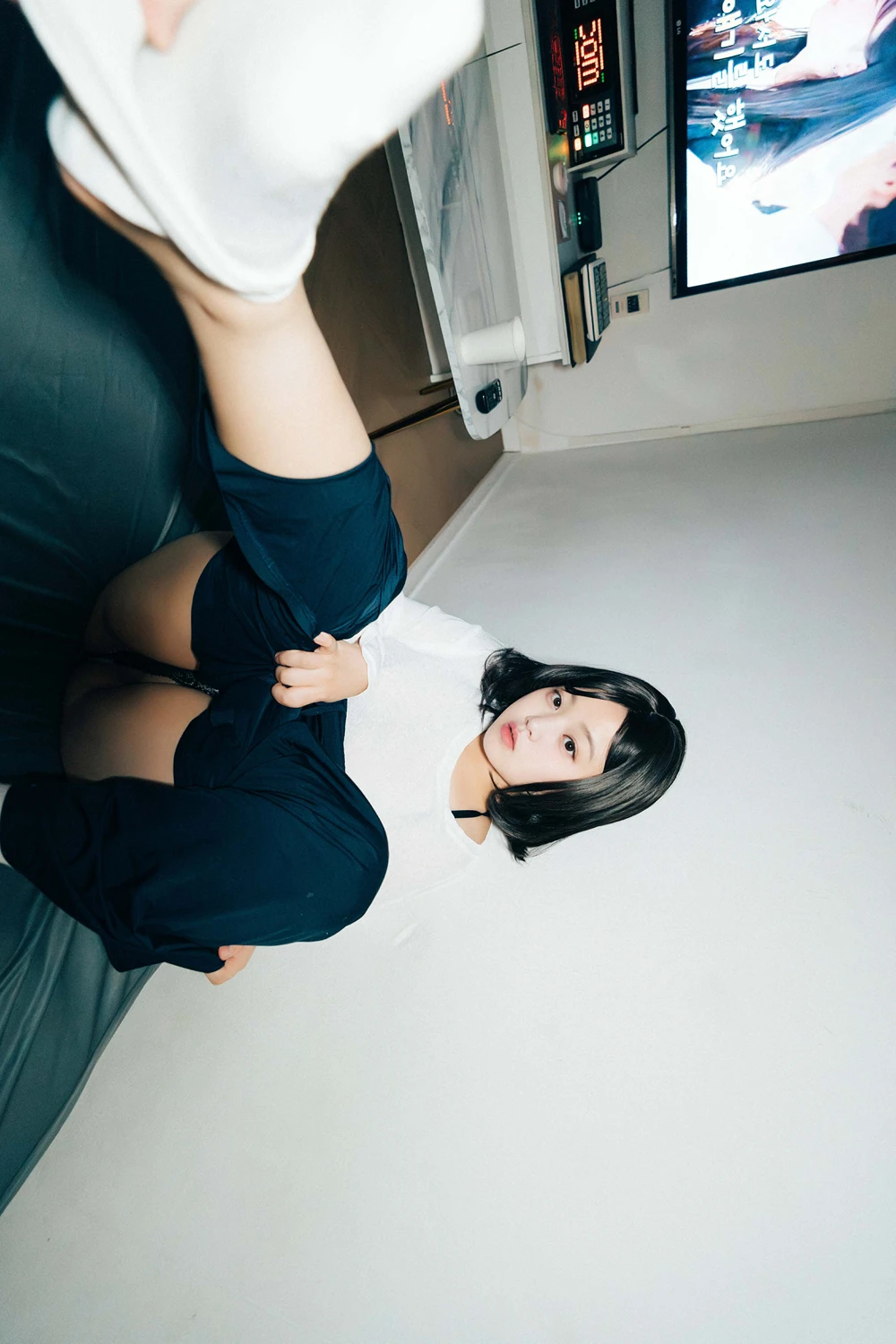 [PhotoBook] EunWoo 은우 – Haivia Photobook 「Video Room」 150P - 第 29 张写真