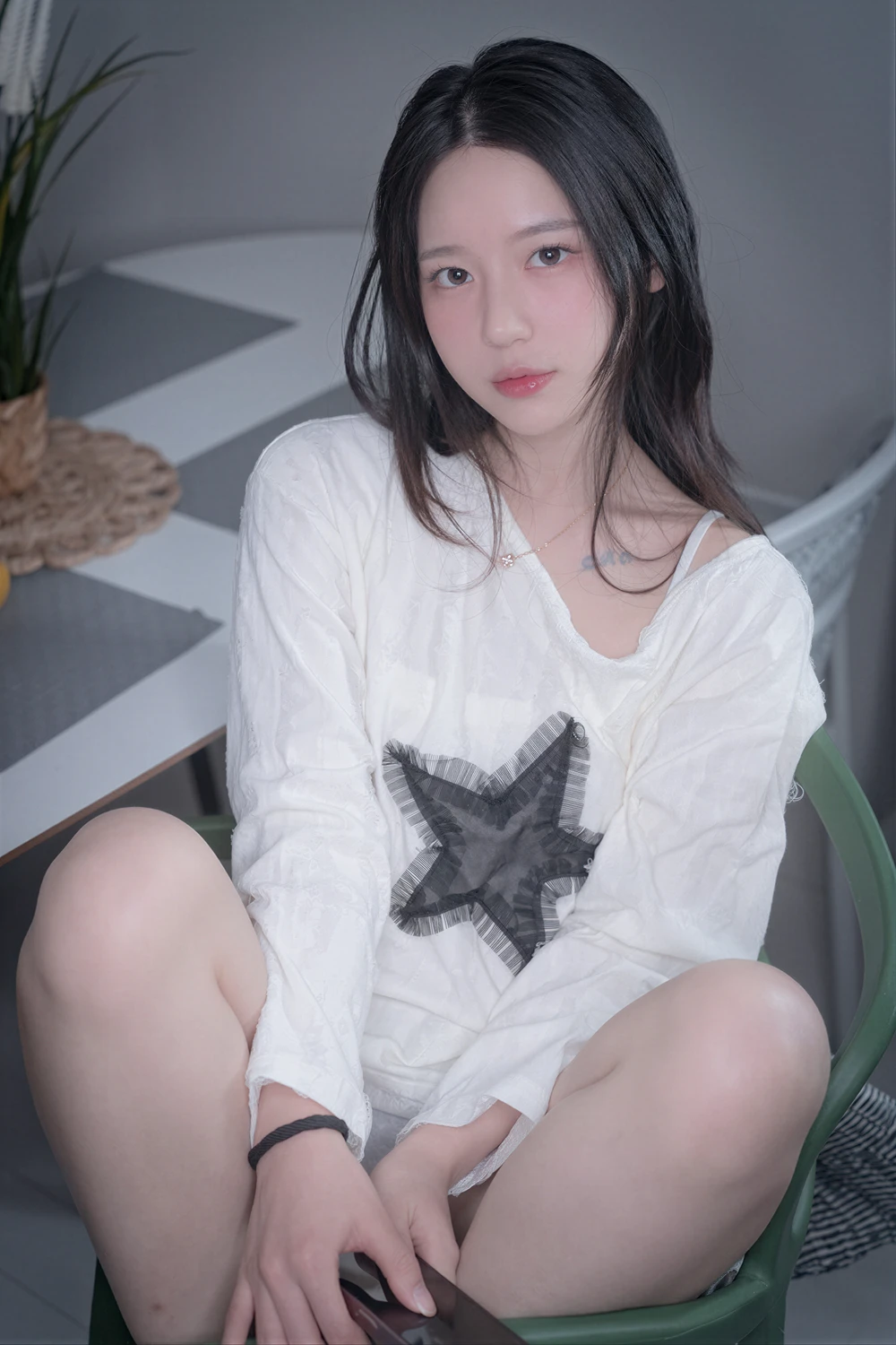 [LE] Yeha 예하 – X-LEVEL Vol.81 「Bitch Sister」 90P - 第 5 张写真