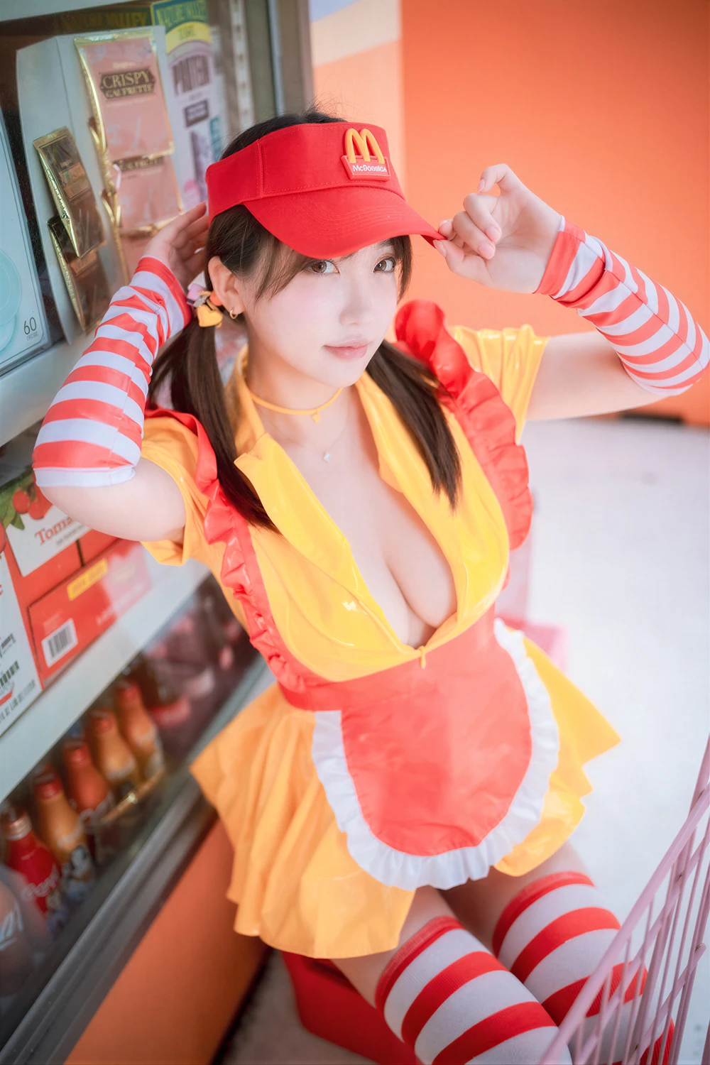 [DJAWA] Son Yeeun 손예은 – DJAWA 「McDonald’s Girl」 70P - 第 1 张写真