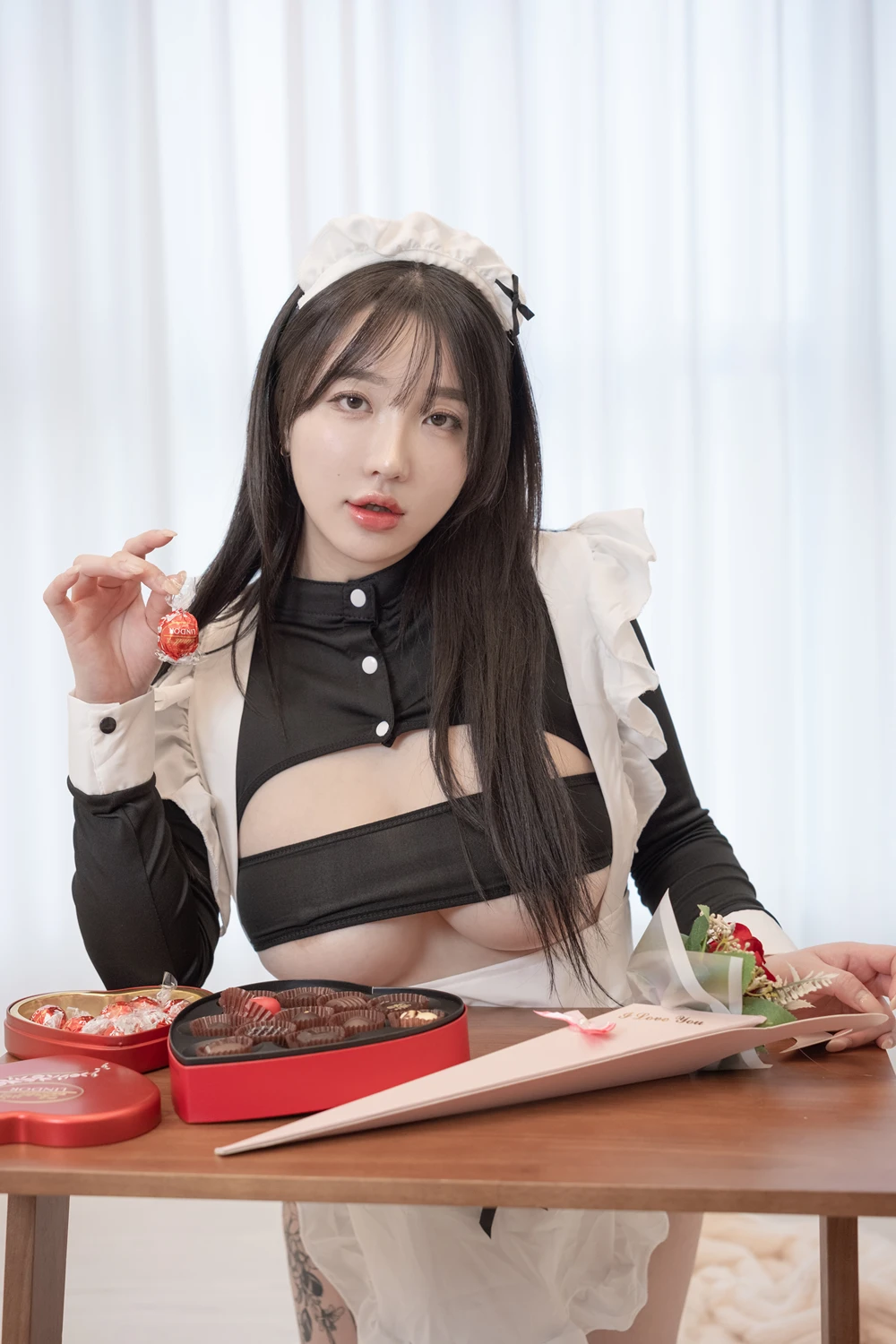 [Digital Photobook] Son Yeeun 손예은 – Photobook 「Valentine’s Day」 77P - 第 18 张写真