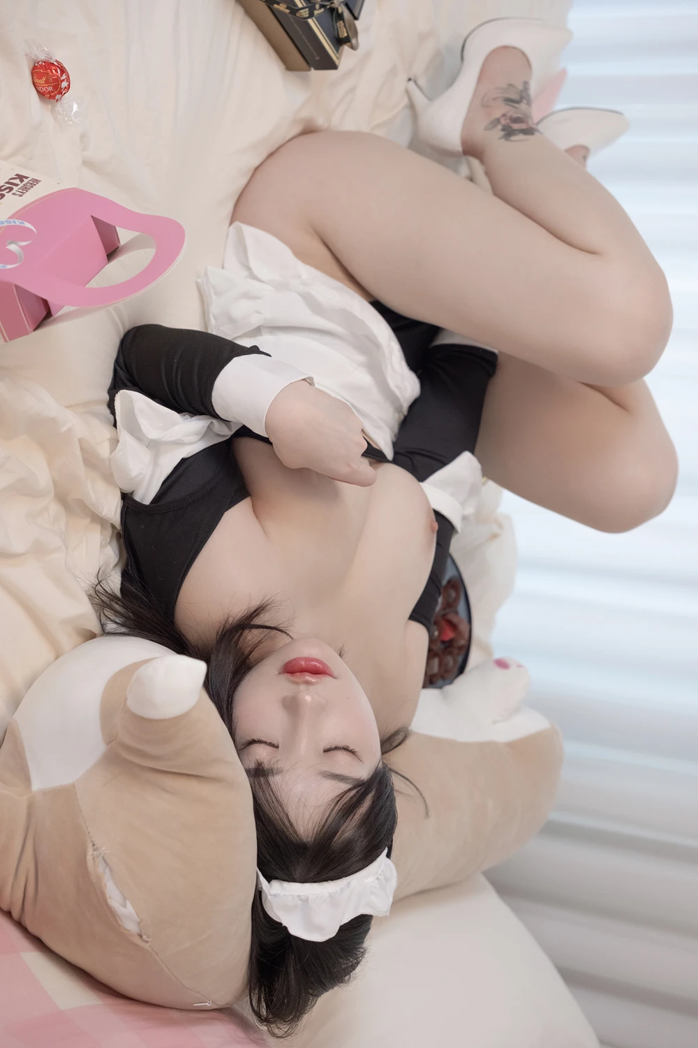 [Digital Photobook] Son Yeeun 손예은 – Photobook 「Valentine’s Day」 77P - 第 65 张写真