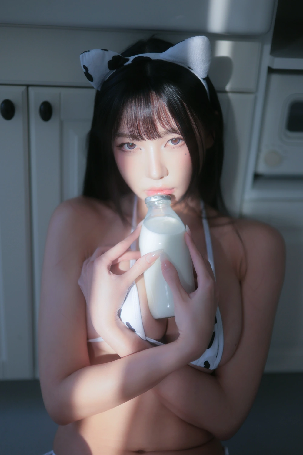 [Digital Photobook] Dongeuran 동그란 – PhotoBook 「Milk Cow #01」 135P - 第 69 张写真
