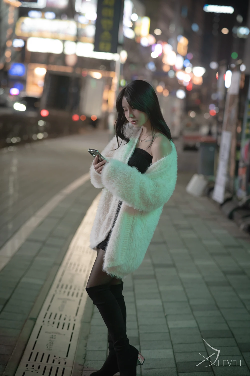 [LE] Yeha 예하 – X-LEVEL 「Black Out」 96P - 第 2 张写真