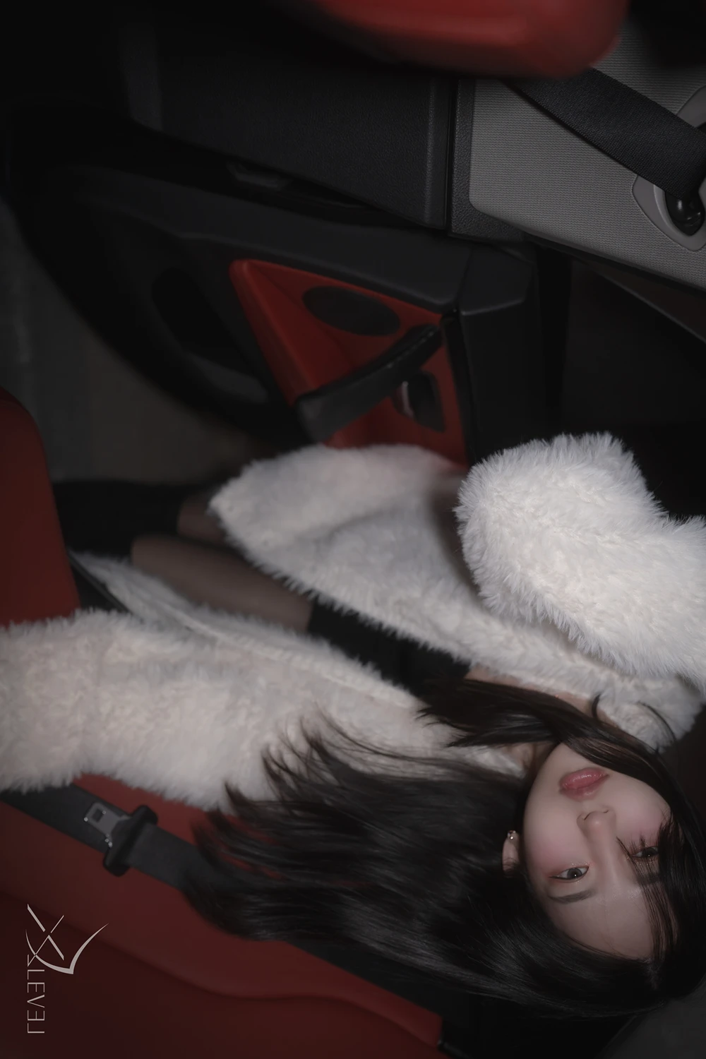 [LE] Yeha 예하 – X-LEVEL 「Black Out」 96P - 第 11 张写真