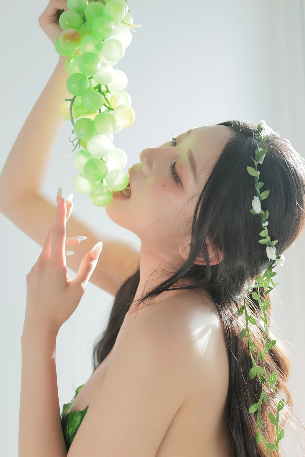 [PhotoBook] Dongeuran 동그란 – PhotoBook 「Green」 135P - 第 13 张写真
