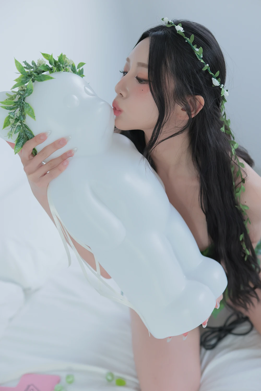 [Digital Photobook] Dongeuran 동그란 – PhotoBook 「Green」 Vol.02 135P - 第 52 张写真