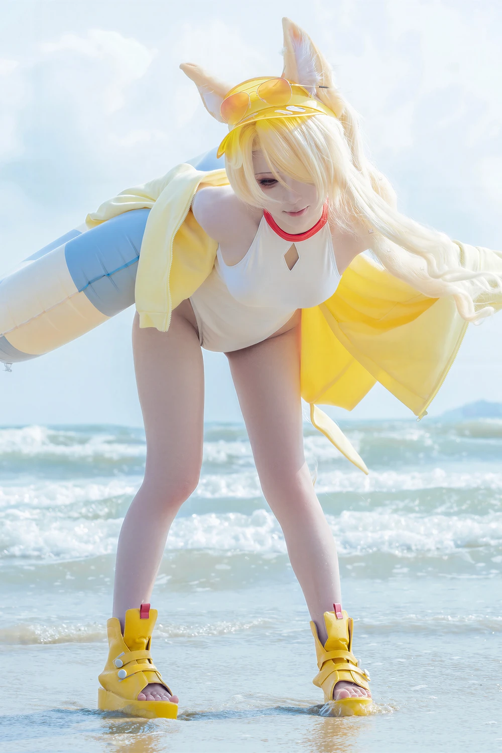 [矢量鱼] Cosplay 矢量鱼 – 蔚蓝档案 百合园圣娅 泳装 70P - 第 9 张写真