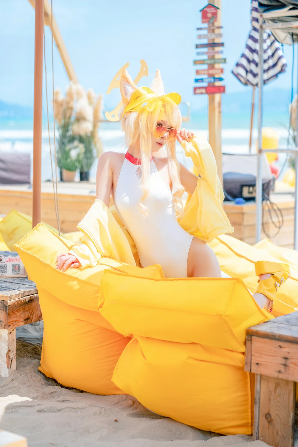 [矢量鱼] Cosplay 矢量鱼 – 蔚蓝档案 百合园圣娅 泳装 70P - 第 19 张写真