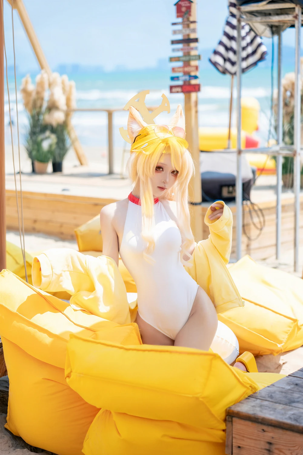 [矢量鱼] Cosplay 矢量鱼 – 蔚蓝档案 百合园圣娅 泳装 70P - 第 20 张写真