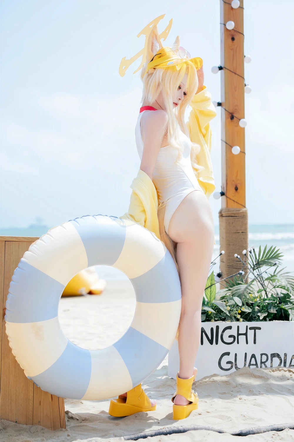 [矢量鱼] Cosplay 矢量鱼 – 蔚蓝档案 百合园圣娅 泳装 70P - 第 32 张写真
