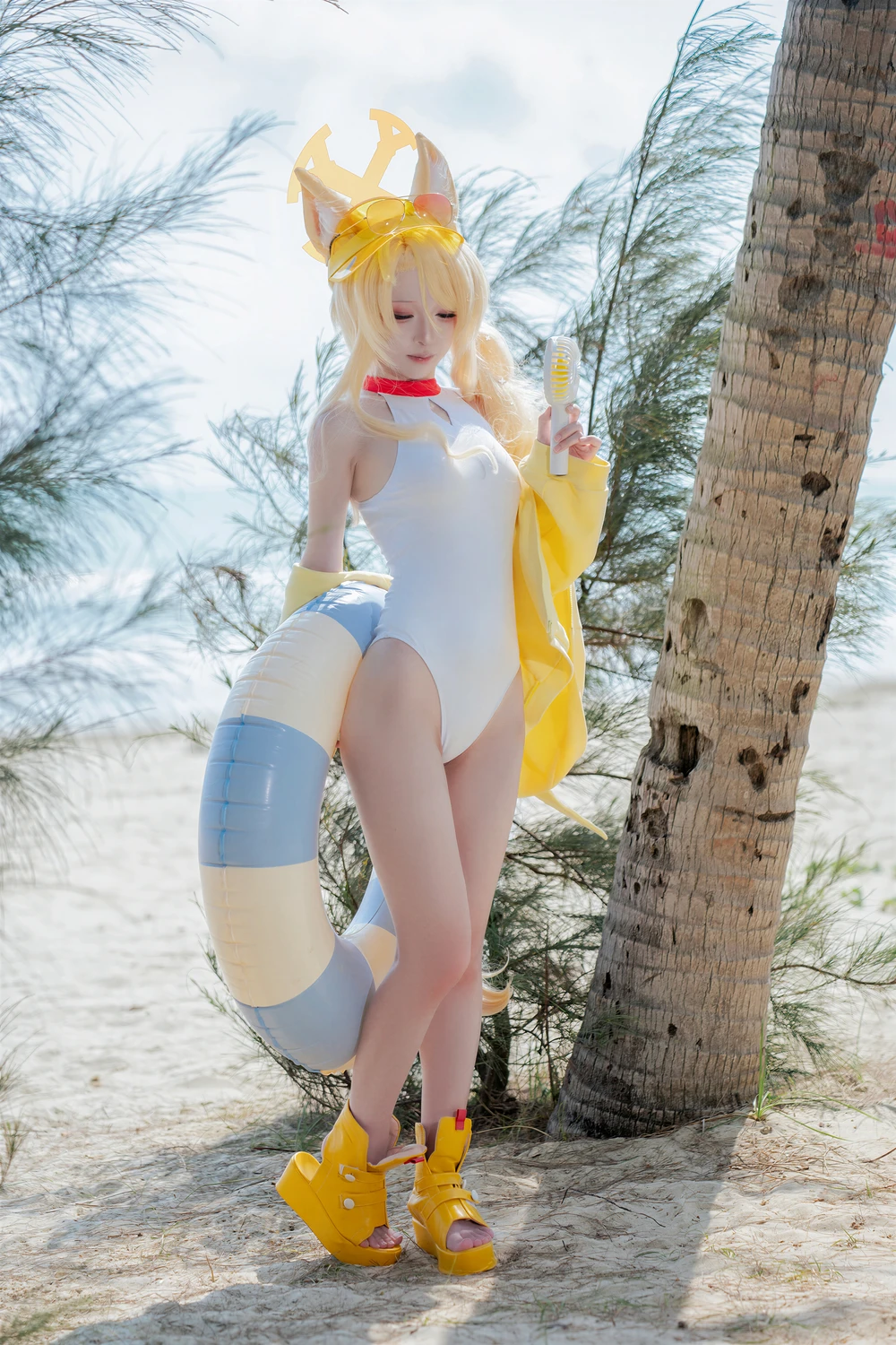 [矢量鱼] Cosplay 矢量鱼 – 蔚蓝档案 百合园圣娅 泳装 70P - 第 52 张写真