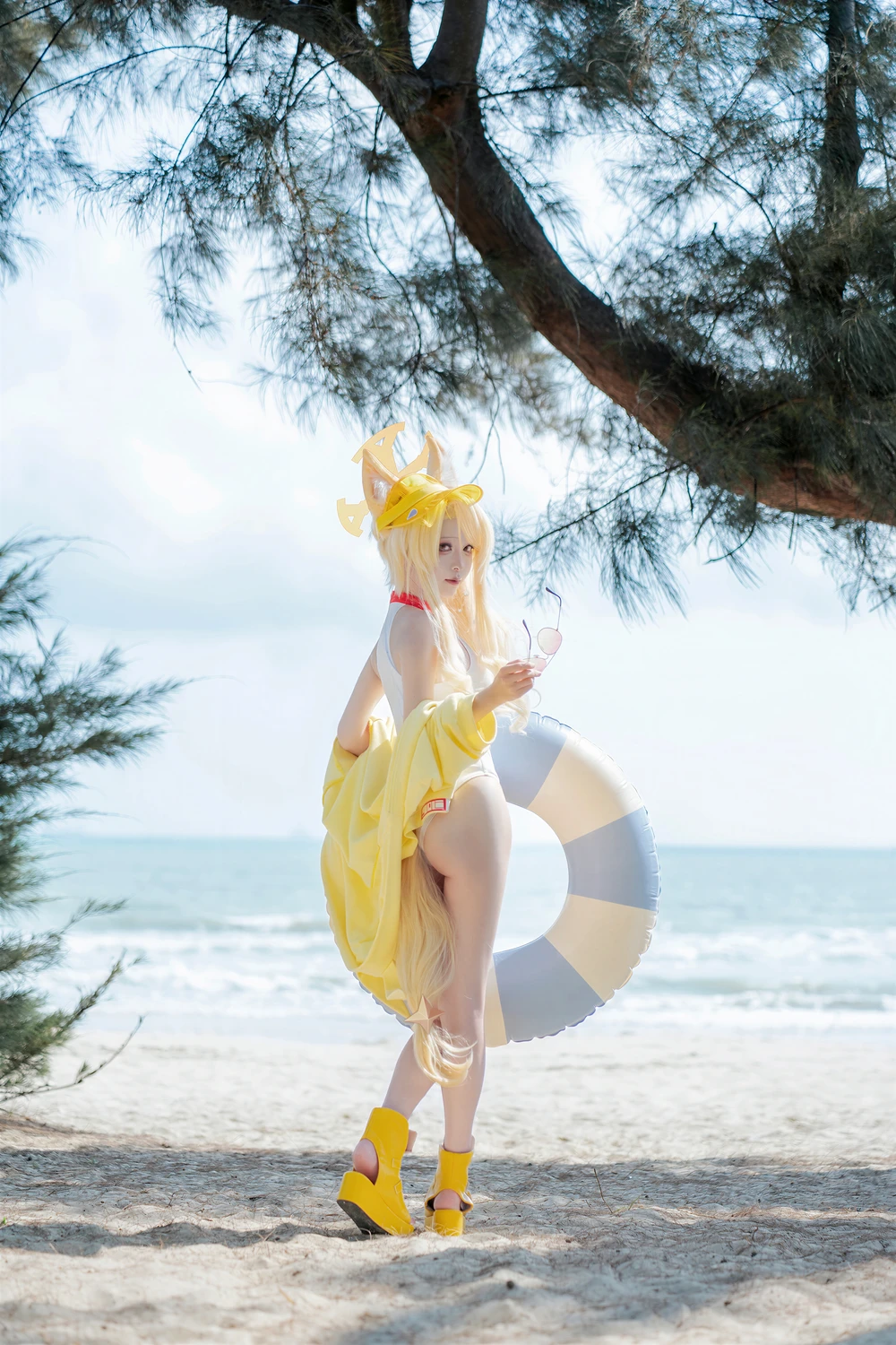 [矢量鱼] Cosplay 矢量鱼 – 蔚蓝档案 百合园圣娅 泳装 70P - 第 57 张写真