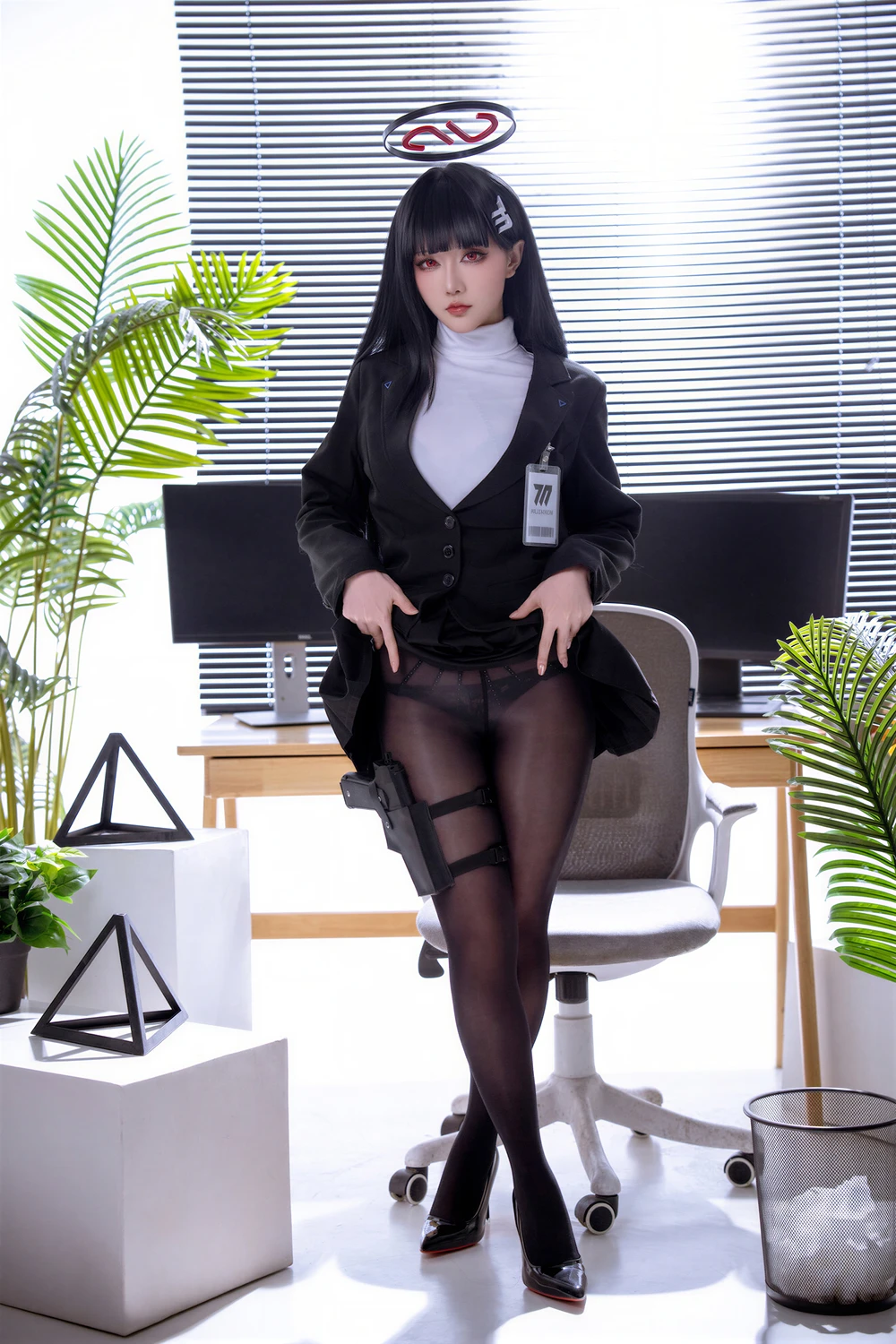 [星之迟迟Hoshilily] Cosplay 星之迟迟Hoshilily – 蔚蓝档案 调月莉音原皮同人 80P - 第 1 张写真