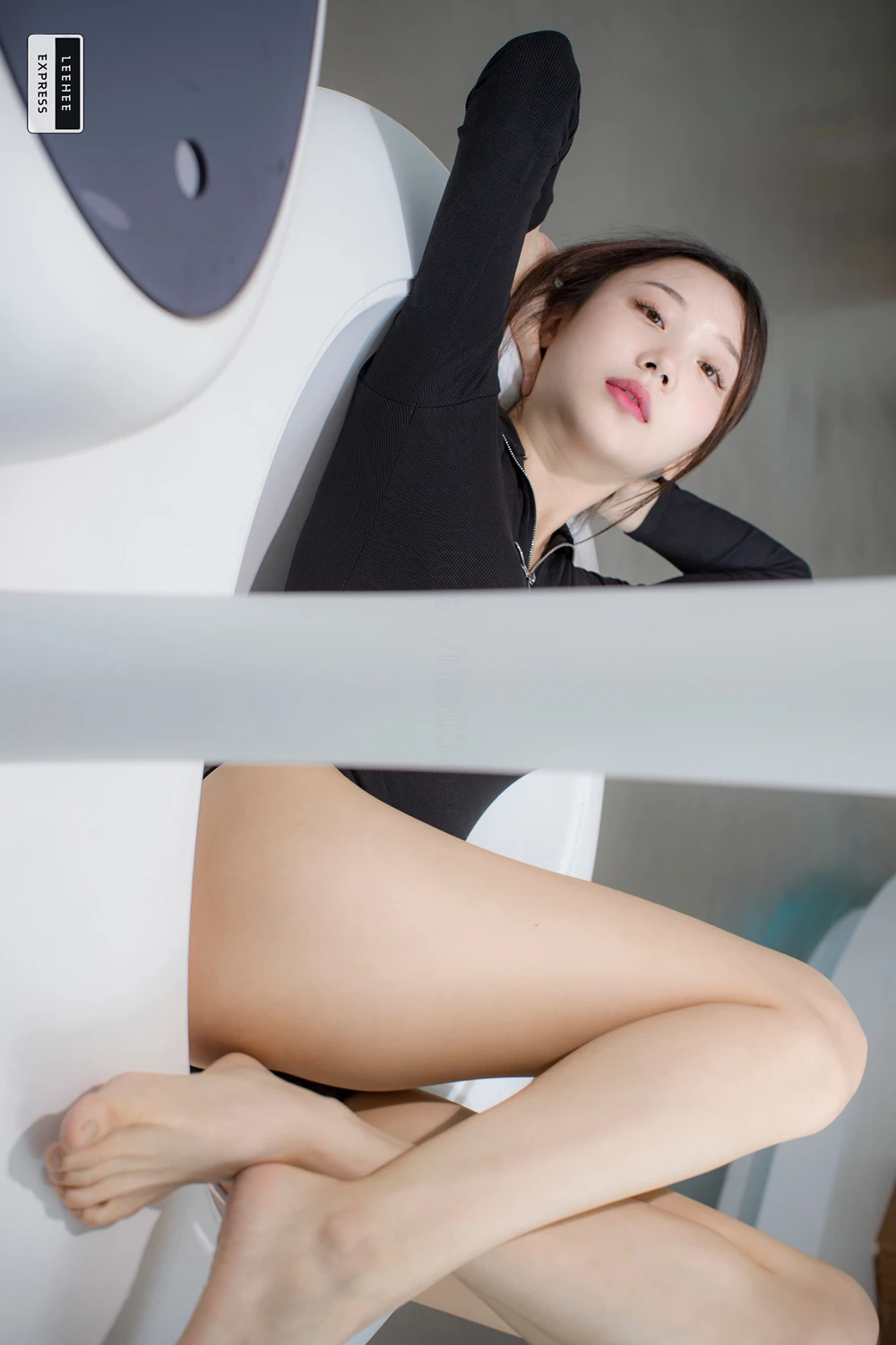 [Leehee Express] S.O – Leehee Express LEBE-023A+B 90P - 第 10 张写真