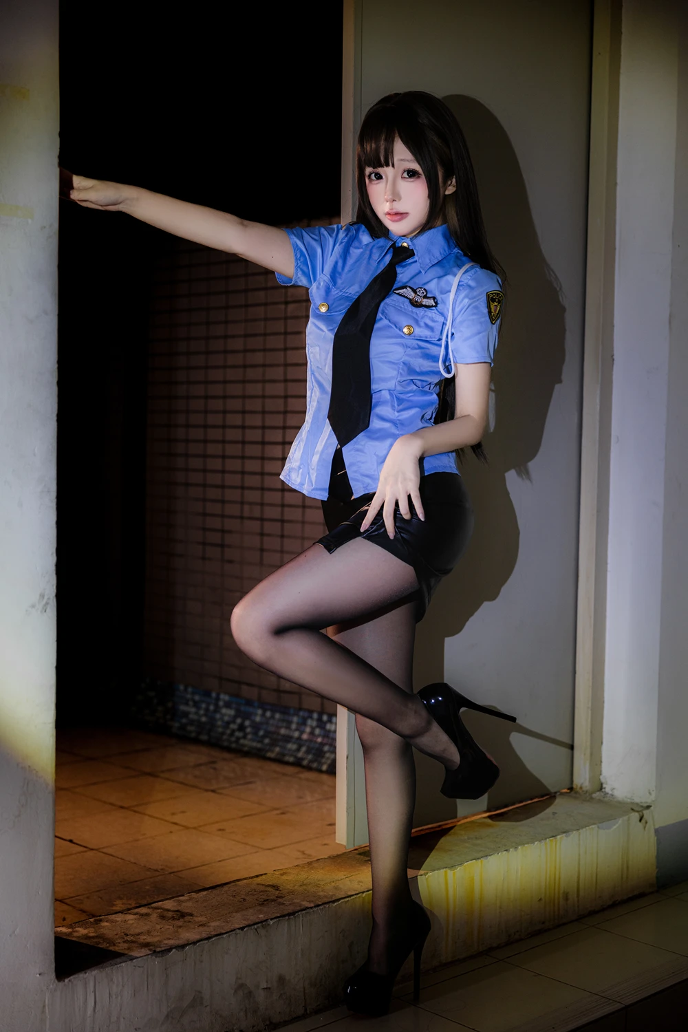 [Rinaijiao日奈娇] Cosplay Rinaijiao日奈娇 – 楼道保安 120P - 第 3 张写真