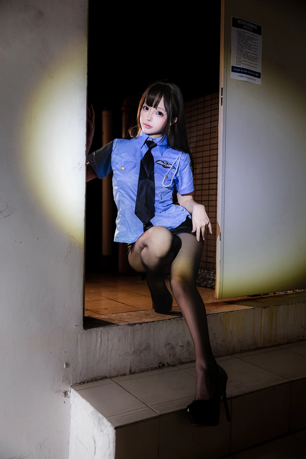 [Rinaijiao日奈娇] Cosplay Rinaijiao日奈娇 – 楼道保安 120P - 第 12 张写真