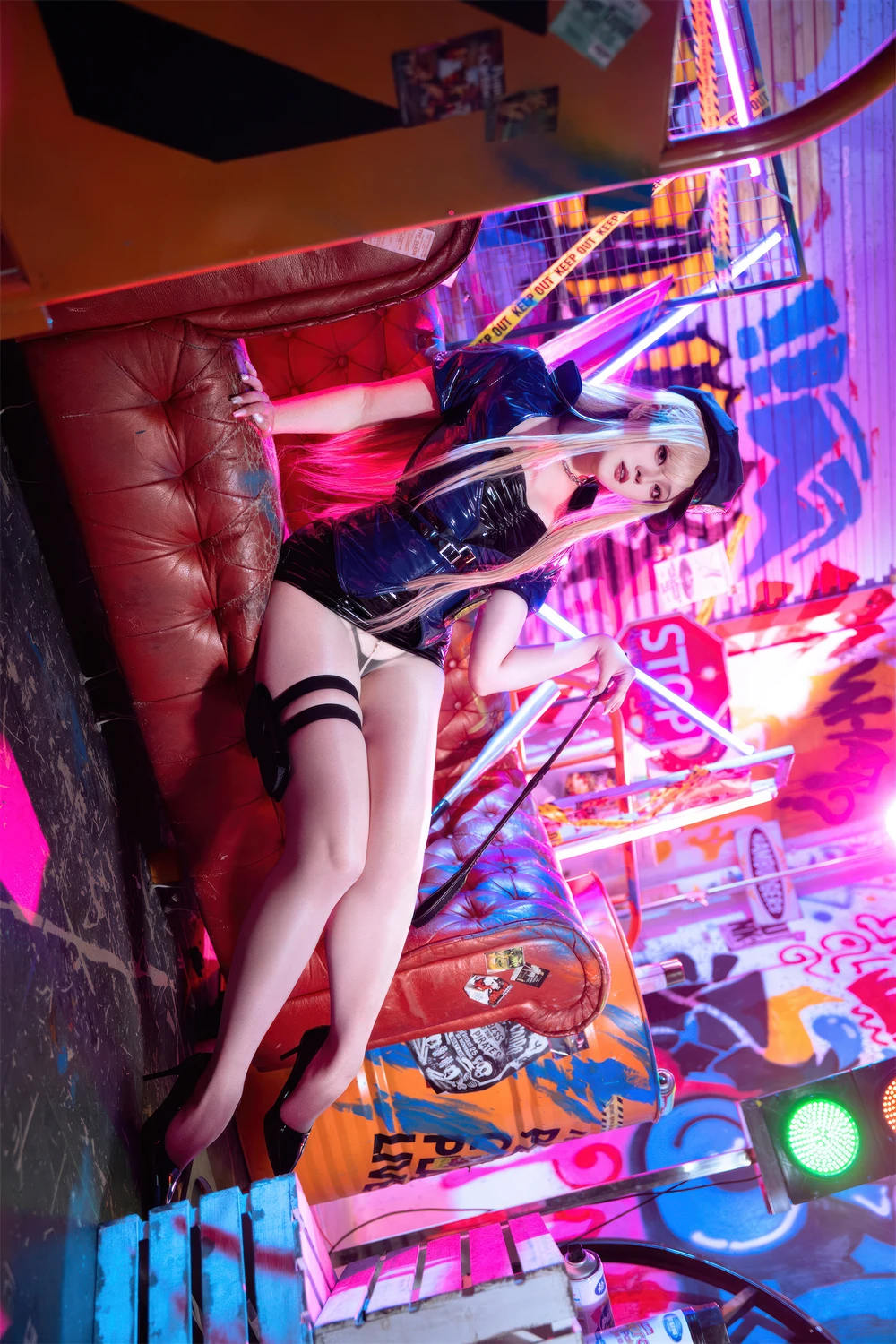 [Natsuko夏夏子] Cosplay Natsuko夏夏子 – 喜多川海梦女警 60P - 第 19 张写真