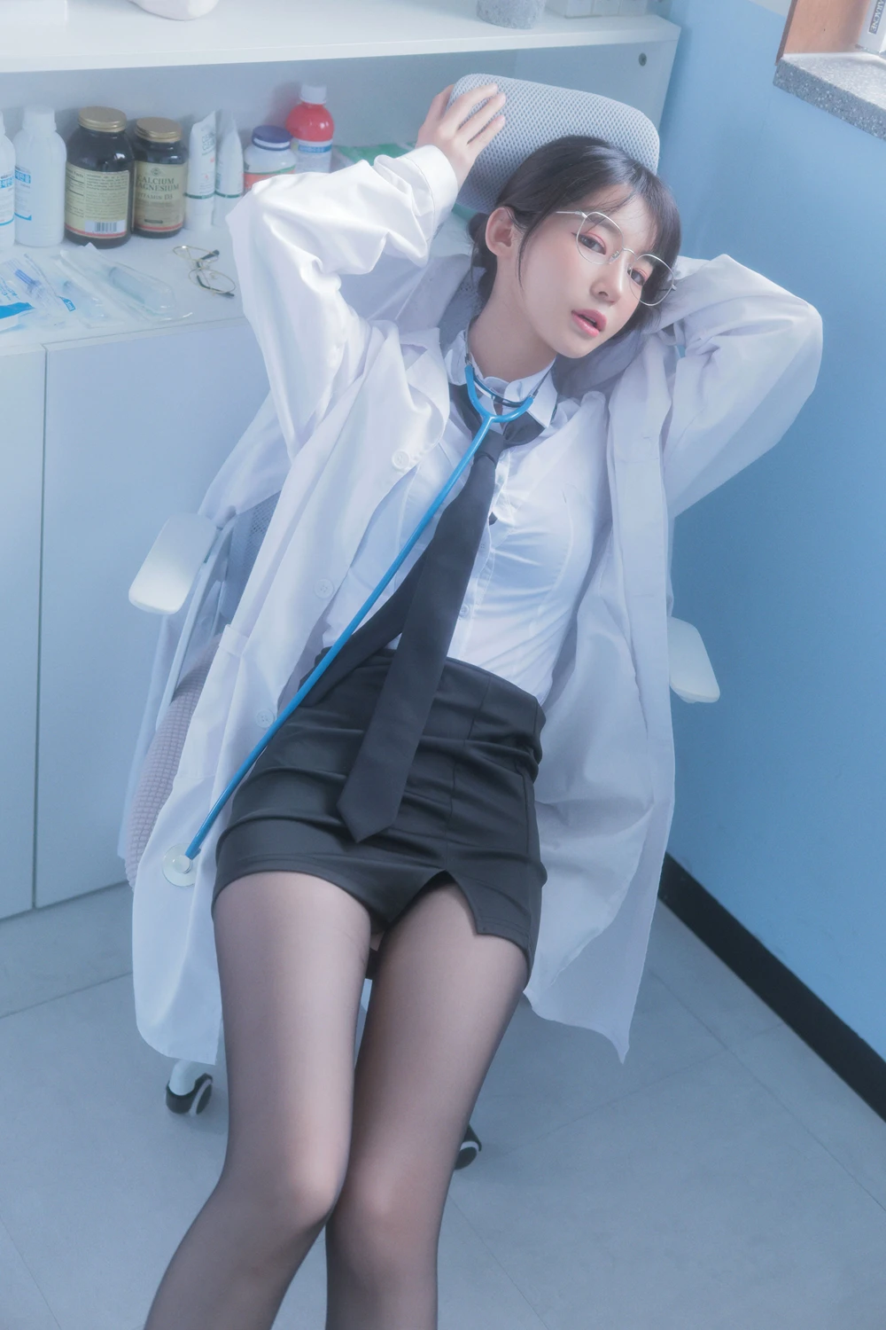[Digital Photobook] Yeha 예하 – Photobook 「School Nurse」 180P - 第 2 张写真