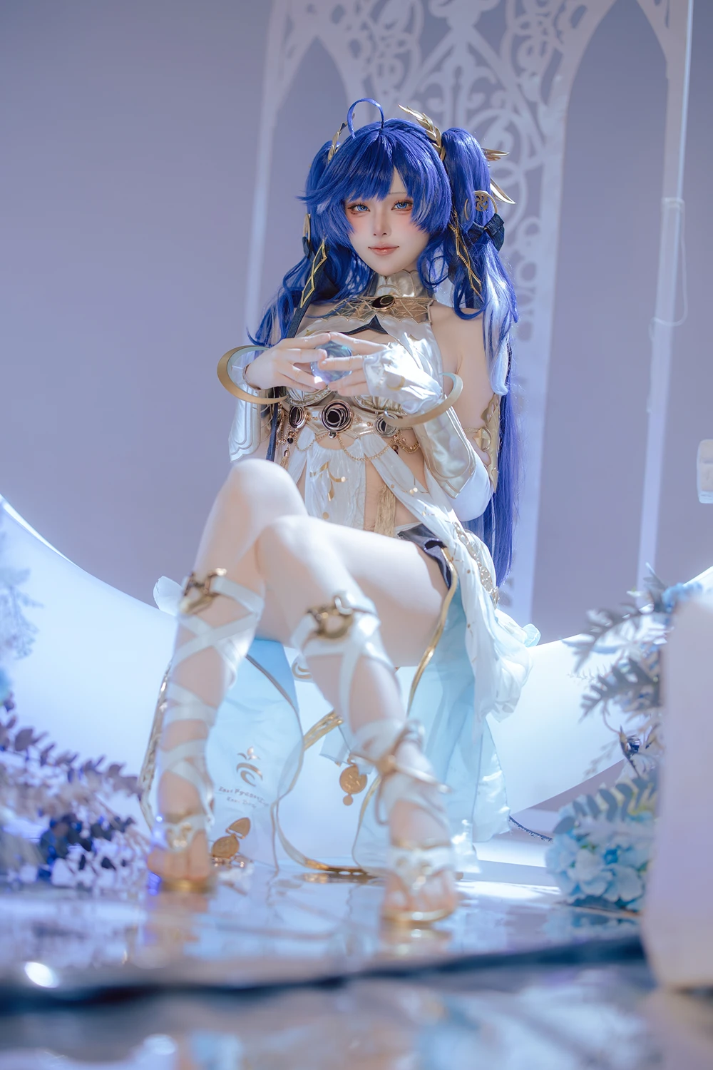 [屿鱼] Cosplay 屿鱼 – 鸣潮 尤诺 60P - 第 5 张写真