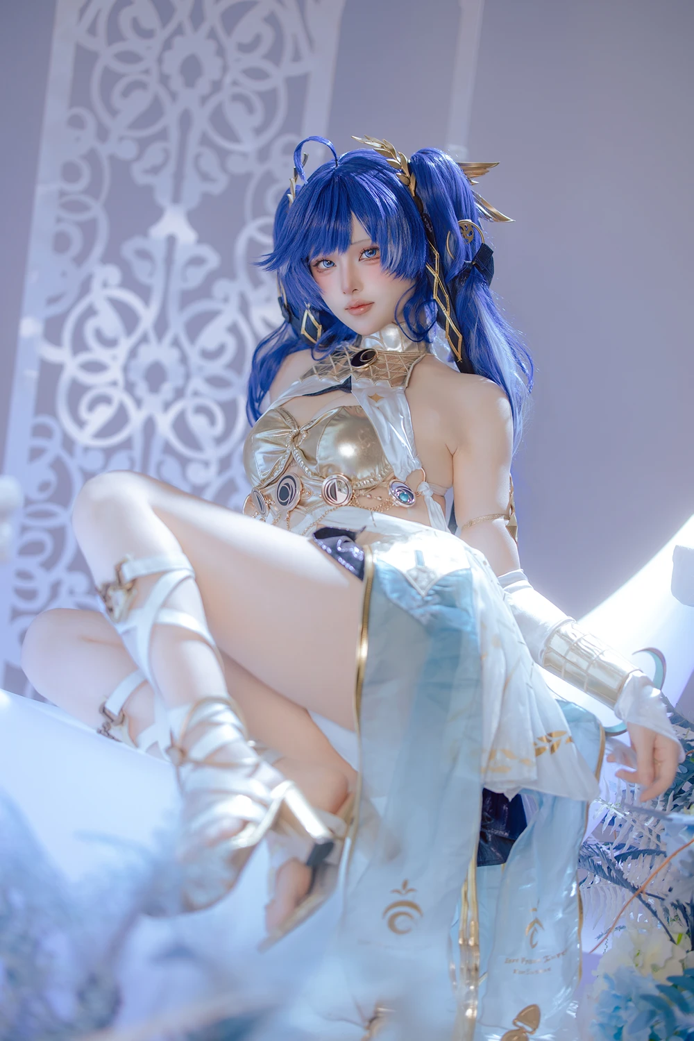 [屿鱼] Cosplay 屿鱼 – 鸣潮 尤诺 60P - 第 14 张写真