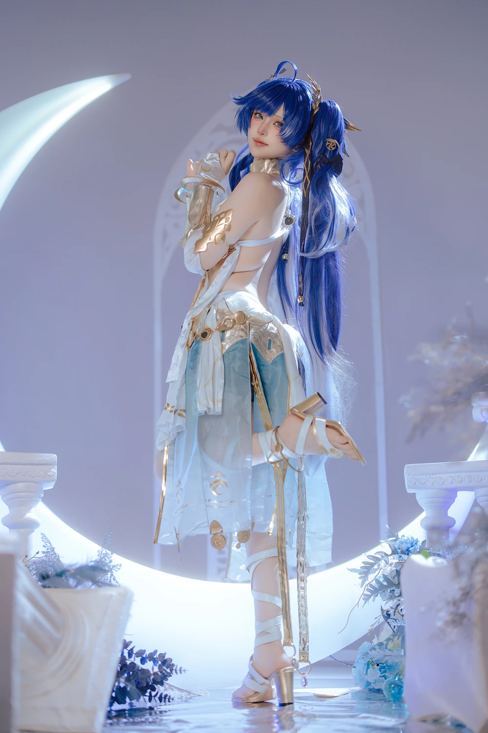 [屿鱼] Cosplay 屿鱼 – 鸣潮 尤诺 60P - 第 23 张写真