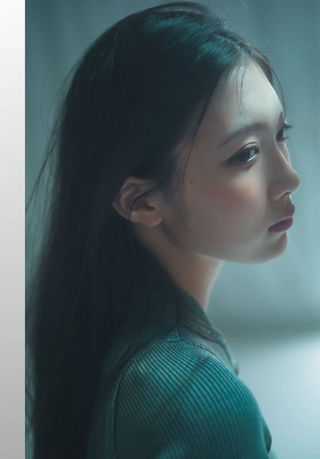 [Shonen Magazine 週刊少年マガジン] Airi Taniguchi 谷口愛季 – Shonen Magazine 2026 No.46 (週刊少年マガジン 2026年46号) 9P - 第 5 张写真