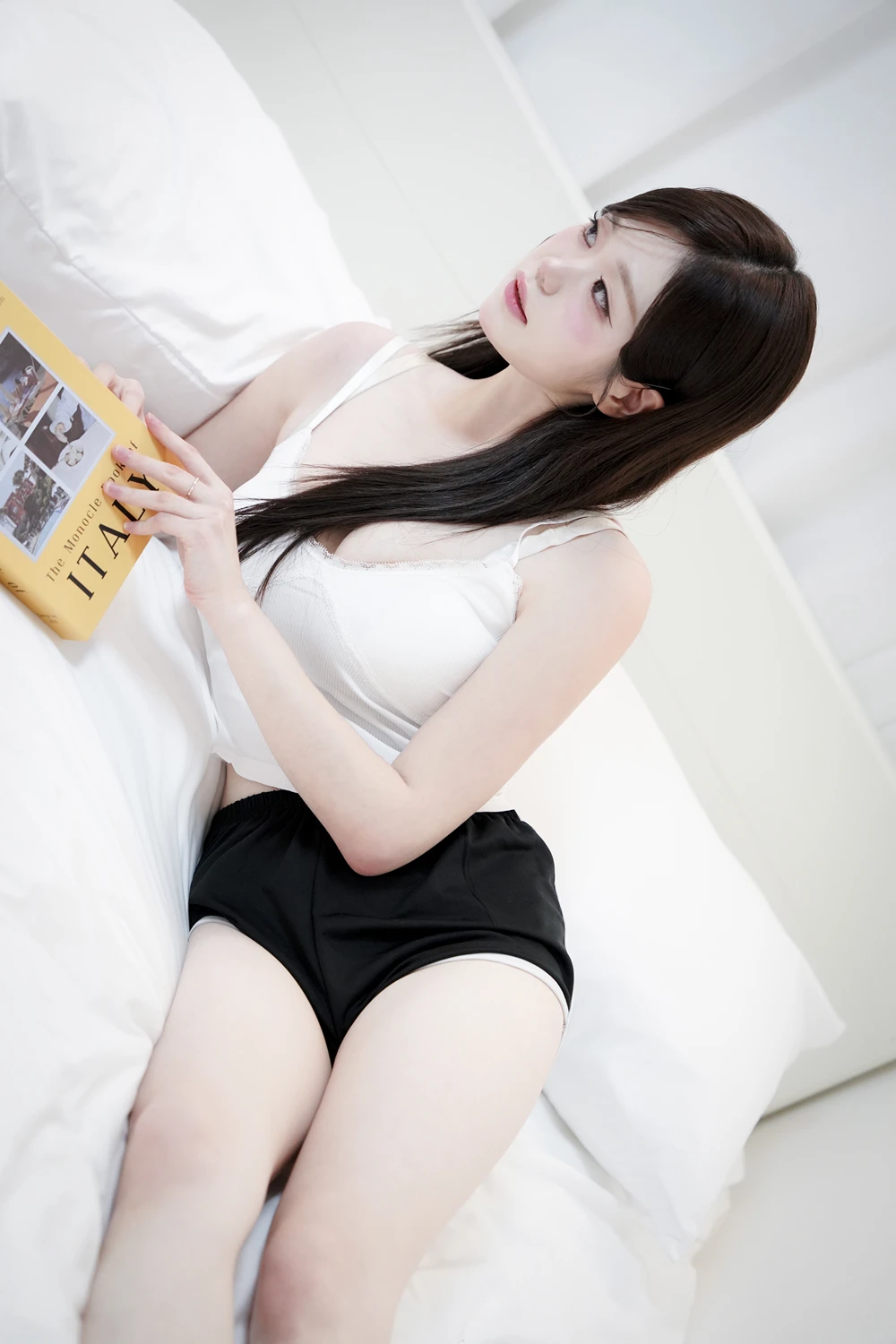 [Digital Photobook] HaEun 하은 – Photobook 「Sweetbed」 60P - 第 36 张写真