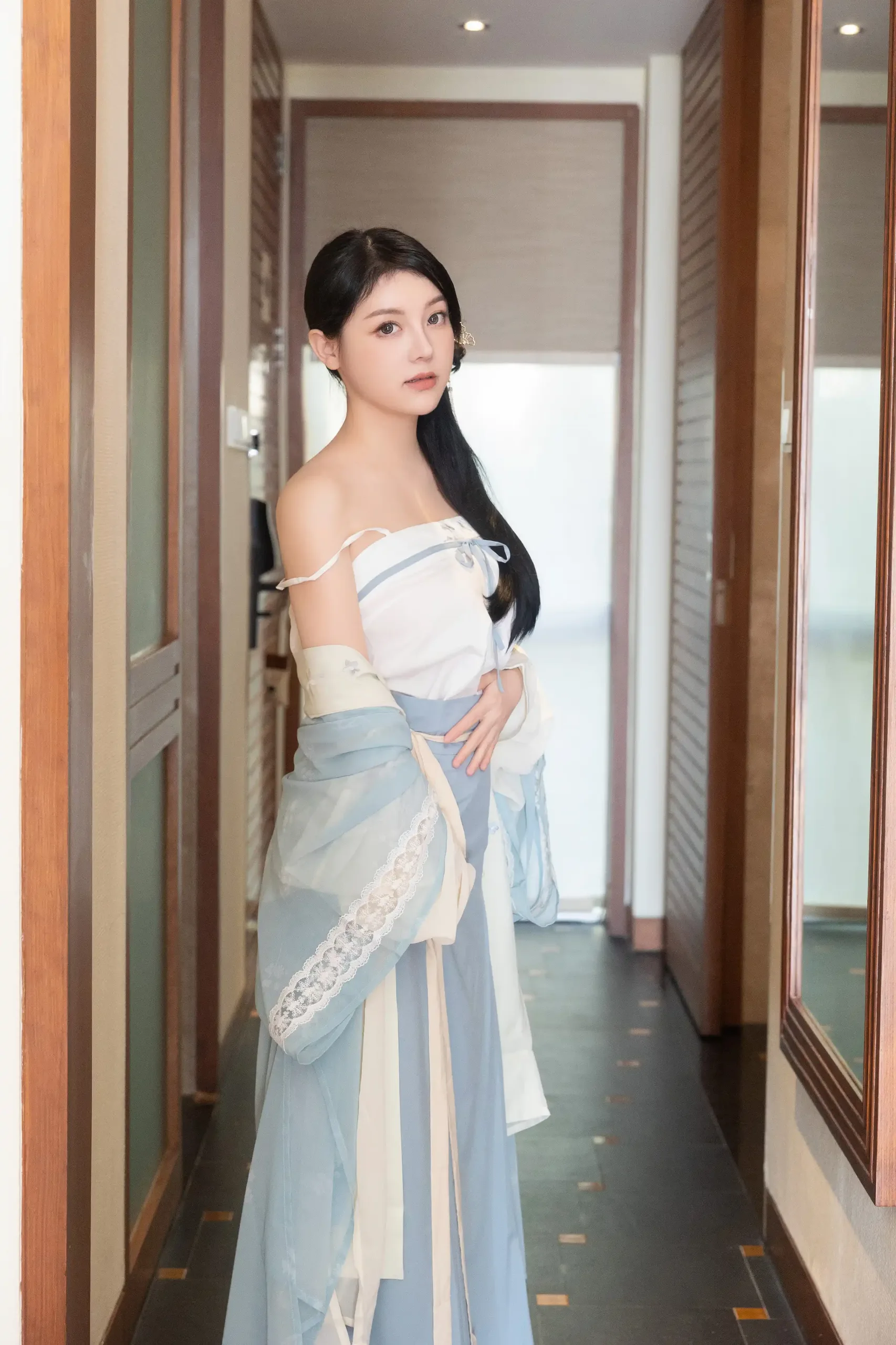 [秀人网] 第FW0442期 豆瓣酱写真 85P - 第 7 张写真
