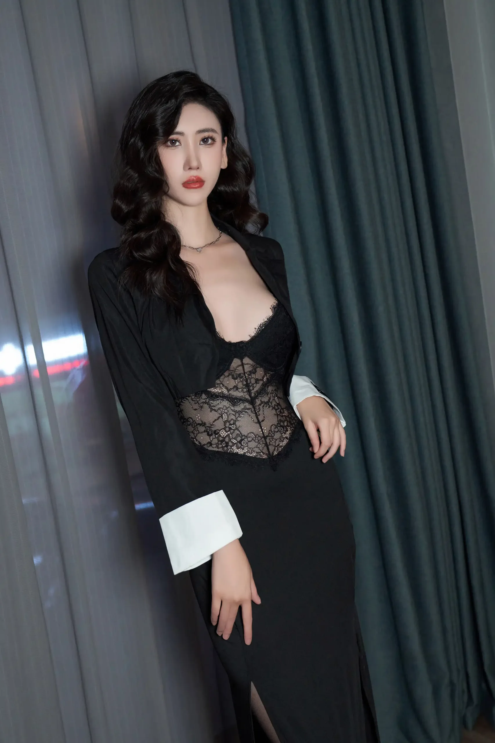 [秀人网] 第FW0461期 章芃芃写真 126P - 第 105 张写真