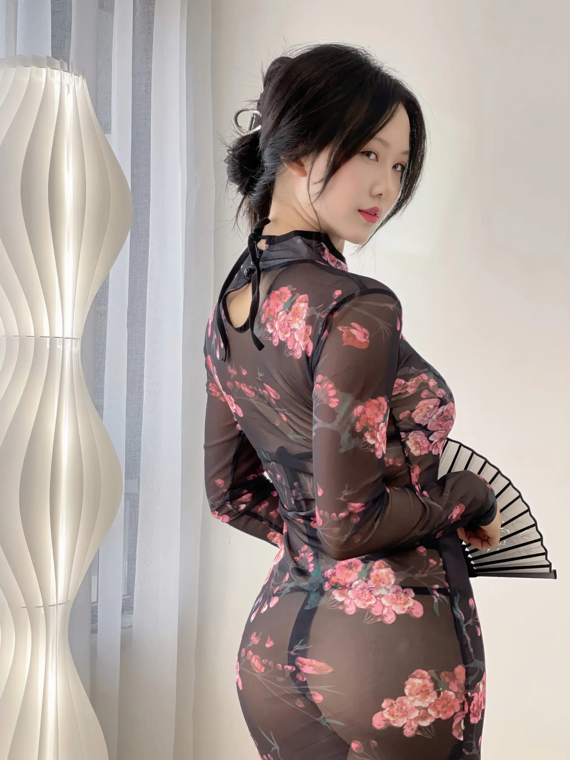 [秀人网] 第FW0469期 利世写真 58P - 第 3 张写真