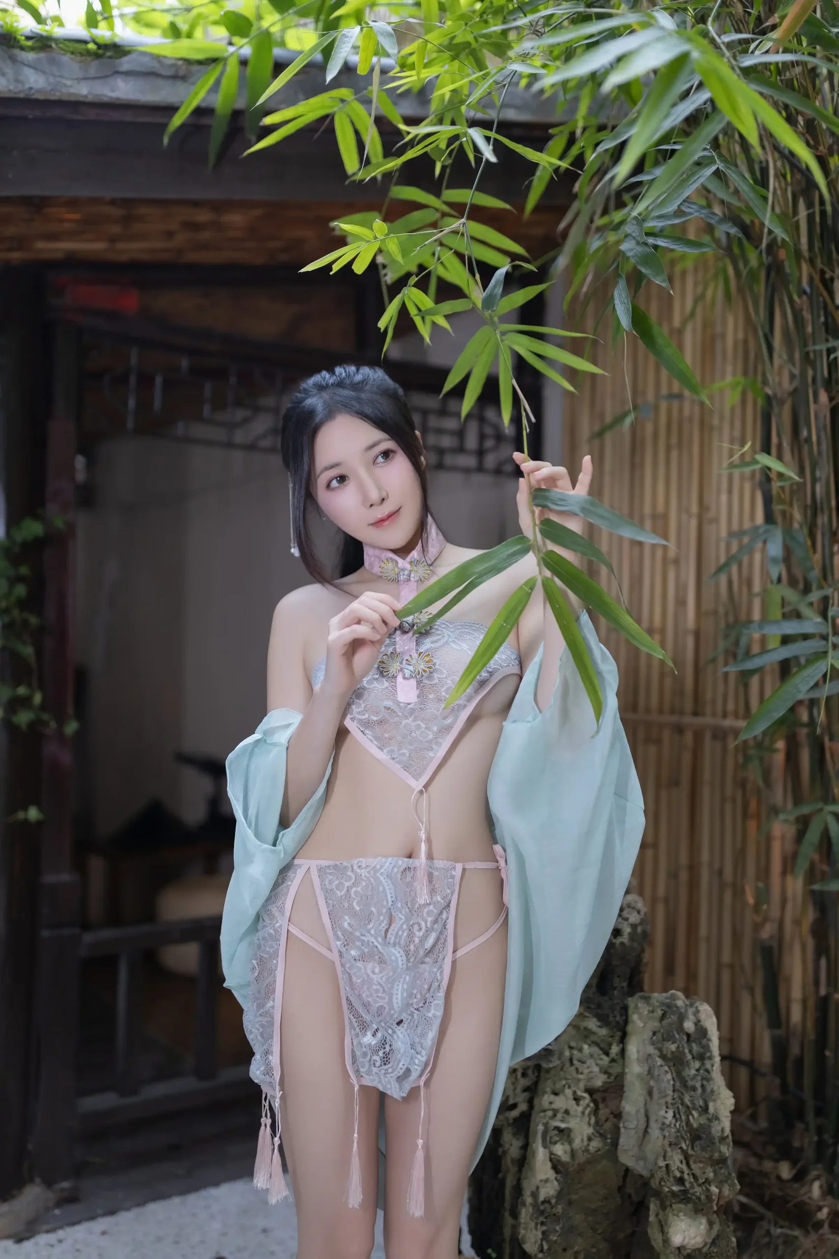 [秀人网] 第FW0479期 鱼子酱写真 106P - 第 4 张写真