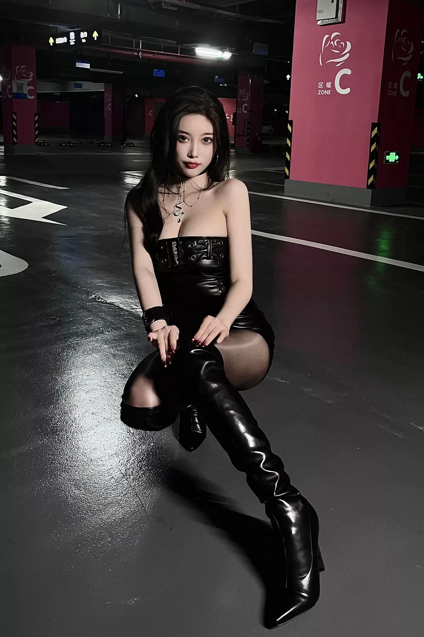 [秀人网] 第FW0610期 杨晨晨写真 83P - 第 73 张写真