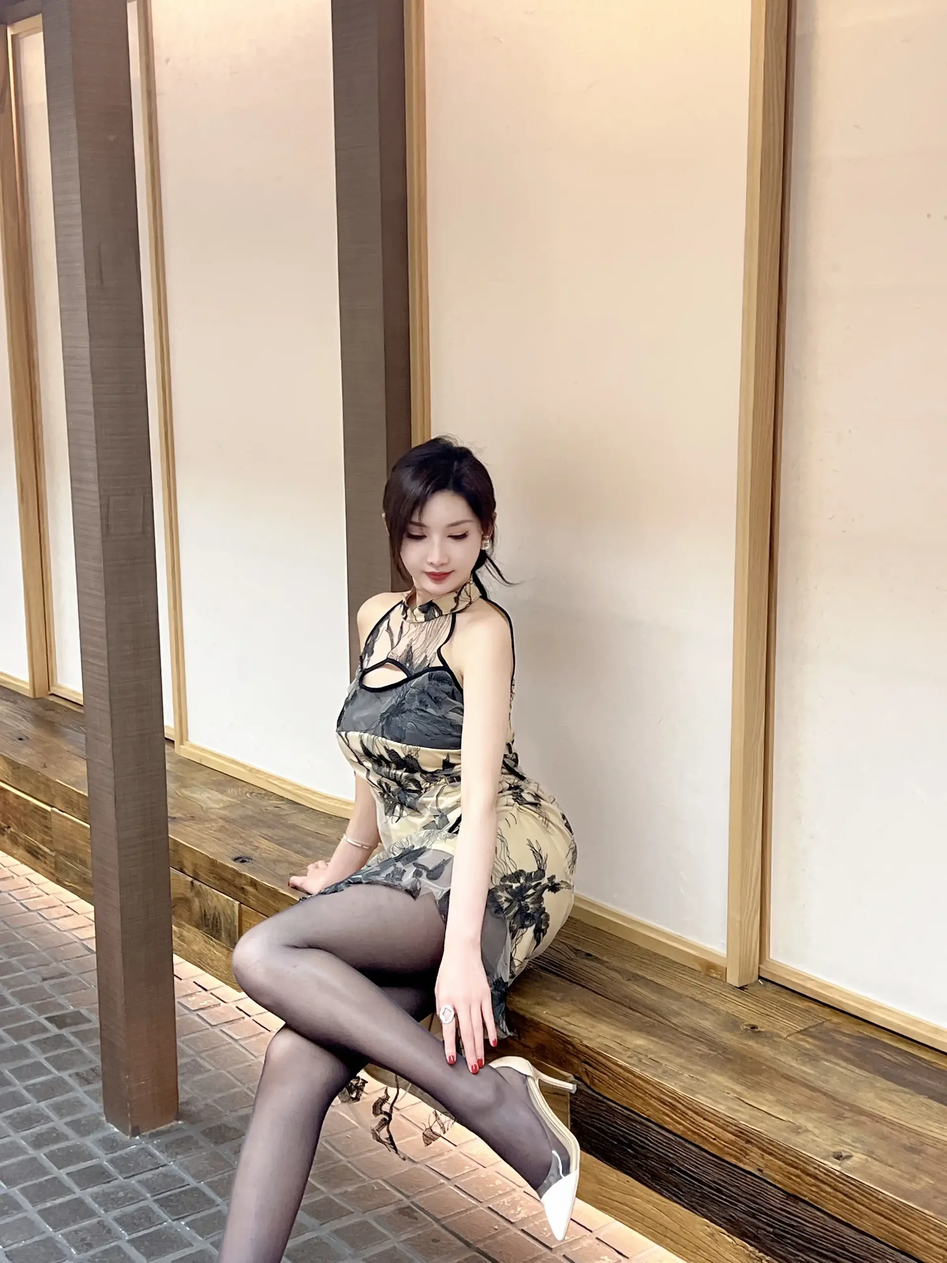 [秀人网] 第FW0613期 周妍希写真 40P - 第 6 张写真