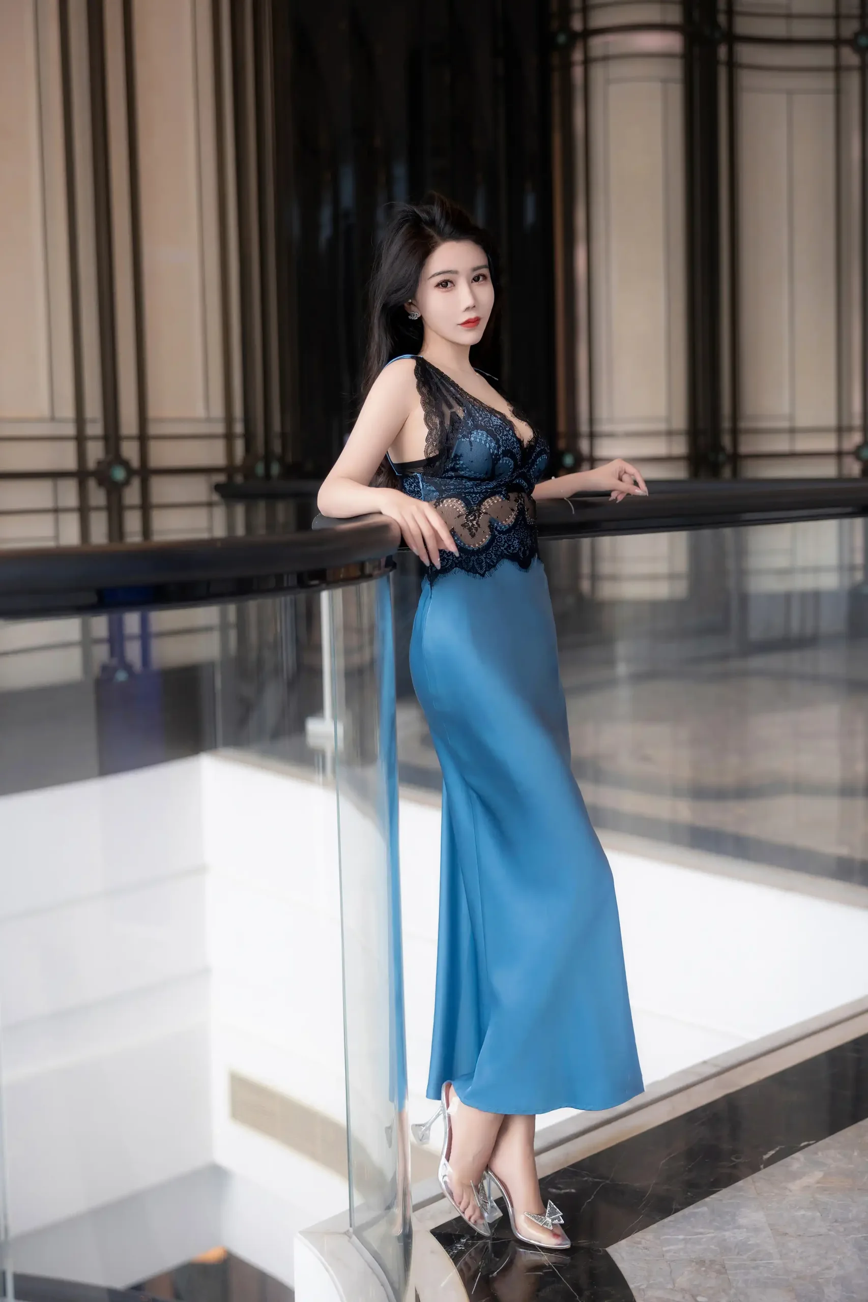[秀人网] 第FW0709期 李若汐写真 101P - 第 5 张写真